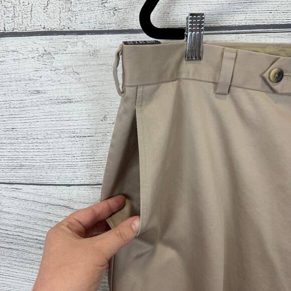 Jos A Bank Men's Khaki Traveler's Collection Twill Cotton Dress Pants Size 38x30 - Picture 3 of 10